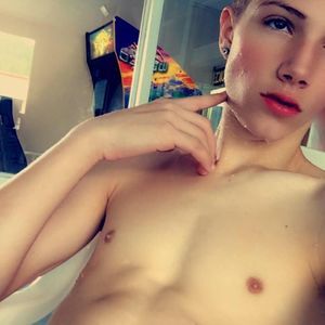 Meet your Posher, Devin